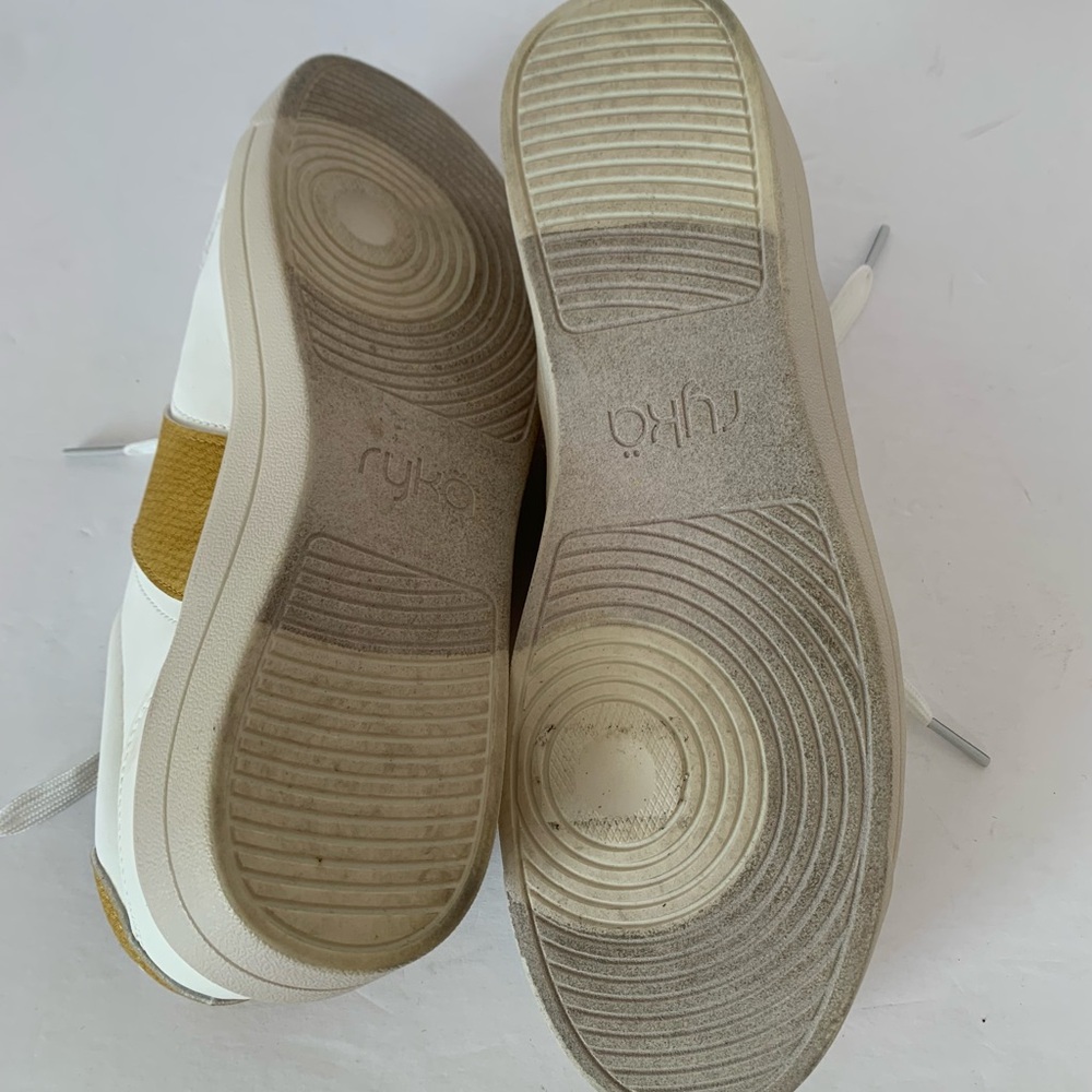 Ryka Viv Classic Sneaker - Picture 10 of 10